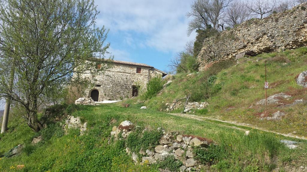 Sasso Erminia R&B Ecosostenibile Novafeltria Exterior foto
